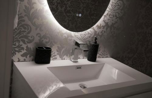 Sleek 7BR Exquisite Estate Resort Pool, Sauna, Spa 6500 SQF - Foto 64