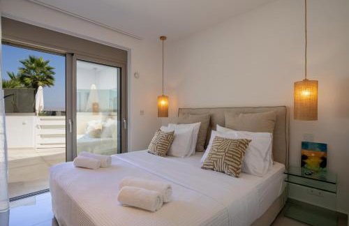 AmphiMatrion Luxury Residence - Photo 55