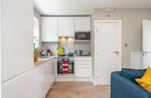 Edgeware Home 4 Bedroom House-Free Parking - Foto 20