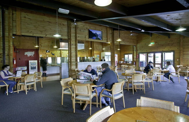 Te Anau Top 10 Holiday Park - Photo 3
