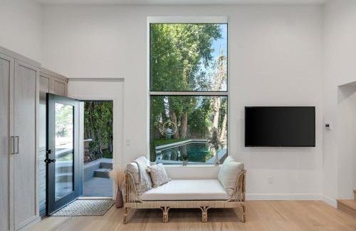 Studio City Stunning House with 5 bedrooms, Pool, Jacuzzi, Fire-pit, Guest House - Foto 20