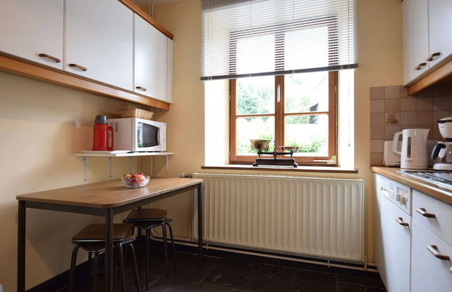 Cozy Weris Cottage Retreat - Photo 8