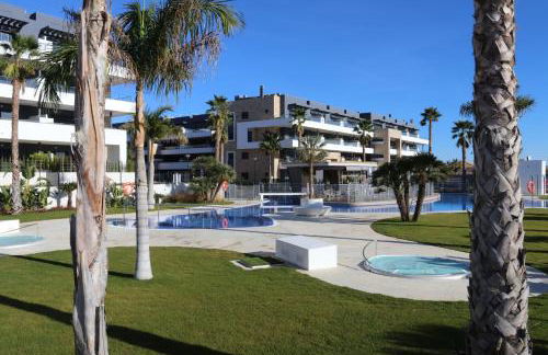 Flamenca Village Penthouse with Private Rooftop and Sea View - Photo 37