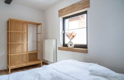 Ferienhaus Ahorn, wunderschöne, neue Wohnungen, ideal für Ausflüge ins Phantasialand, die Städte Köln, Brühl und Bonn oder die Eifel - Foto 4