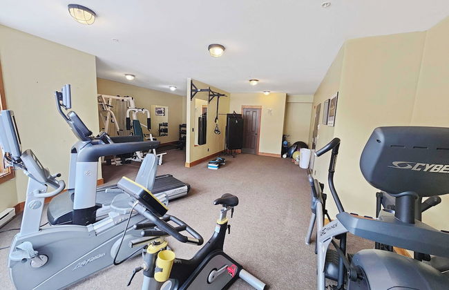 Riverside Way by Fernie Lodging Company - Photo 16