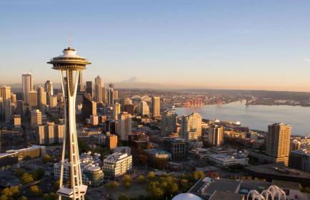 Downtown 2BR Penthouse with Prime Location & Views - Foto 20