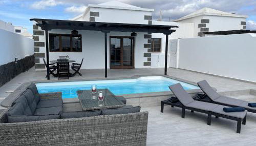 Stunning Villa Arabella - Heated Pool - BBQ - Amazing Terrace - Playa Blanca - Foto 5