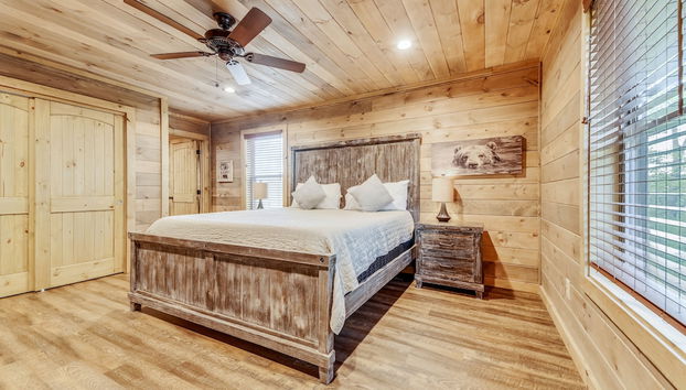 Stone Mountain Lodge 4 Bedroom Cabin by RedAwning - Foto 4, Habitación