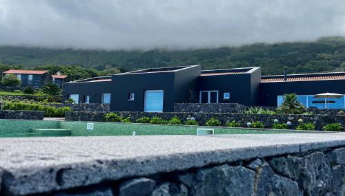 Casas da Prainha D - Photo 1