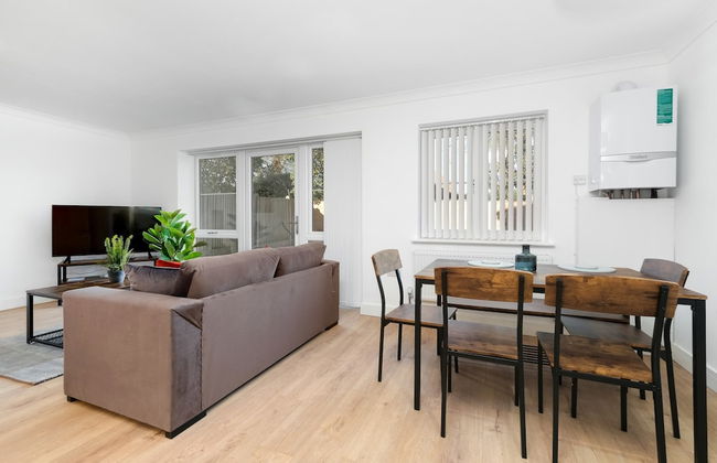 Pinewood 1 &2 Bedroom Apt. by Arista Living - Foto 76