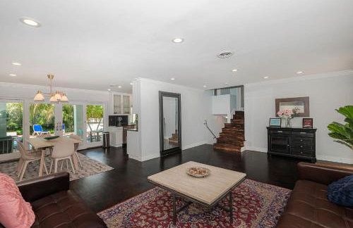 Miami Dream Home/ Pool/Jacuzzi/ Fire Pit - Foto 14