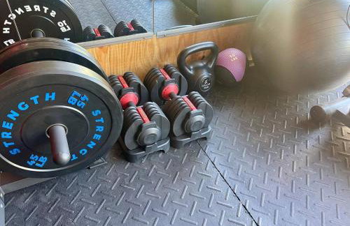 Coastal Cape Cod w/ King Bed, Game Room, & Bikes! - Foto 39