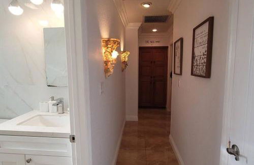 Luxstay in Huntington Beach - Photo 57