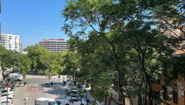 Majestic Flats - Photo 2