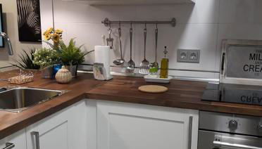 Periodista Luca de Tena, lujo y confort en pleno centro - Foto 3