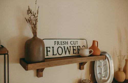 Conestoga Cottage with Hot Tub - Foto 13