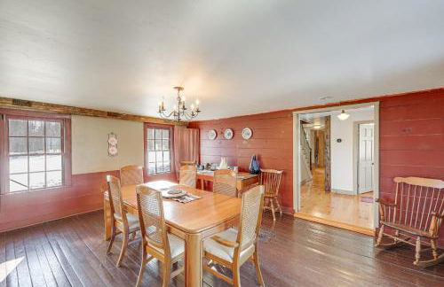 Charming Lovell Farmhouse - 17 Acres with Mtn Views! - Foto 7