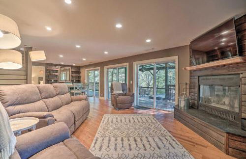 Riverfront Tallulah Falls Cabin with Hot Tub! - Foto 15