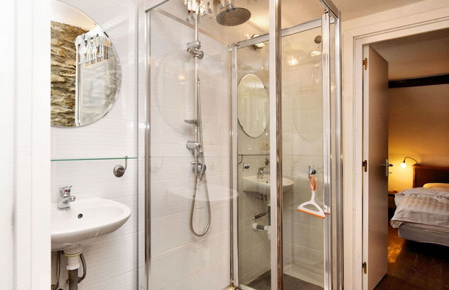 Holiday Home Ideal for Groups - Photo 27