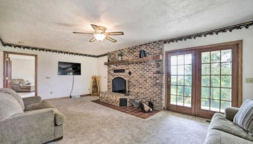 Family Friendly! Long Noble Lake Gem with Game Room - Foto 4