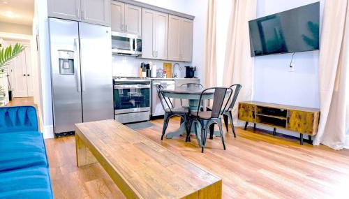 Governors Apartment - 2 bedroom - Steps to FQ - Foto 5, stove