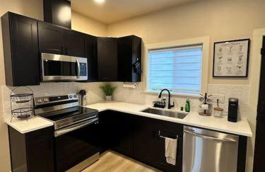 Modern New Build Home 5 min from downtown - Foto 11