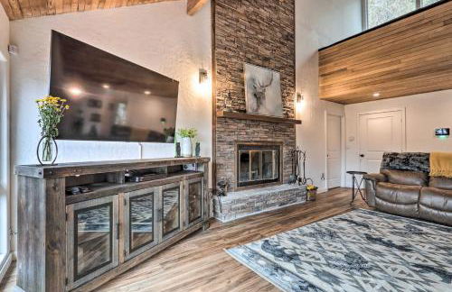 Spacious Sun-Up Bay Cabin, 20 Min to Downtown CDA! - Foto 5