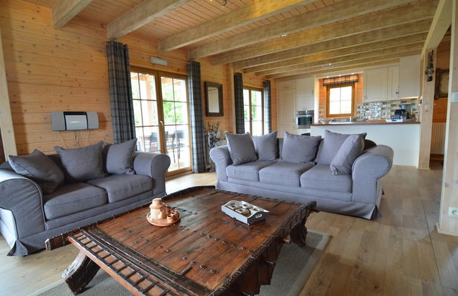 Sumptuous Chalet in Septon with Sauna & Hot Tub - Photo 19