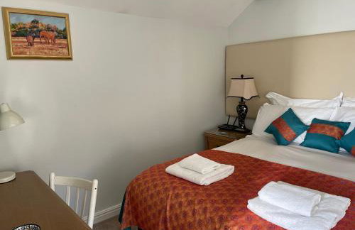 Artists Cottages Artists Loft near Hornbeam Park Free Parking - Photo 4