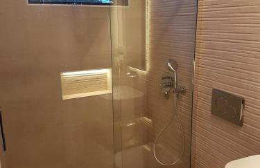 Golden view luxury apartment - Photo 30