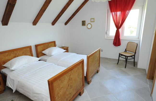 Villa in Tijarica With Private Pool - Foto 9