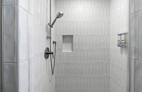 Palms & Pelicans - Photo 22