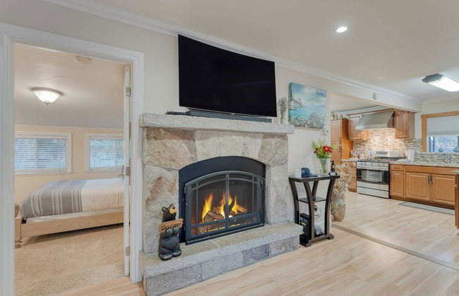 Lake Star by Avantstay Hot Tub, Walk to Beach - Foto 12