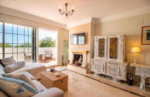 Ático familiar con terraza y bonitas vistas al mar en Marbella - Rio Real 282G - Foto 7