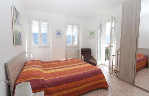 Panoramic House Lake Como - Vista Lago - Photo 3