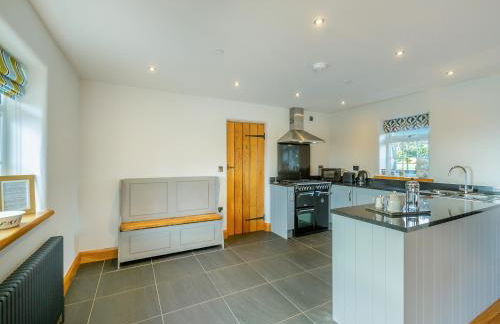 Deri Cottage - Photo 6