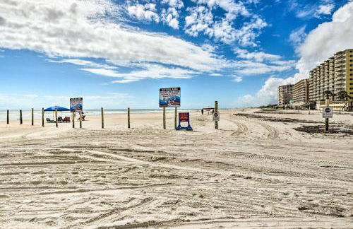Walk to Coast Condo in Daytona Beach Shores! - Foto 32