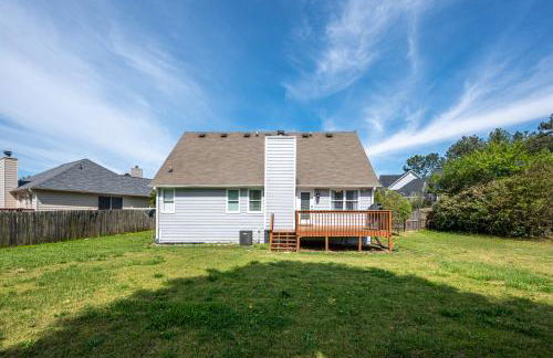 Fully Fenced & Stylish 3BR Near LakePoint Sports - Foto 31