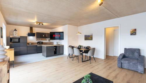 Pitlane Apartment 3 - Foto 2, stove, dishwasher