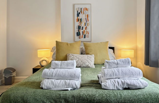 Family Holiday Home With Hot Tub & Sauna Sleeps 8 - Foto 12