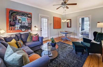 Chic Comfortable 2BR with Porch near Dilworth - Foto 1