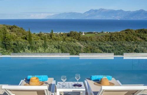 Family Villa Portes with panoramic view! - Foto 1