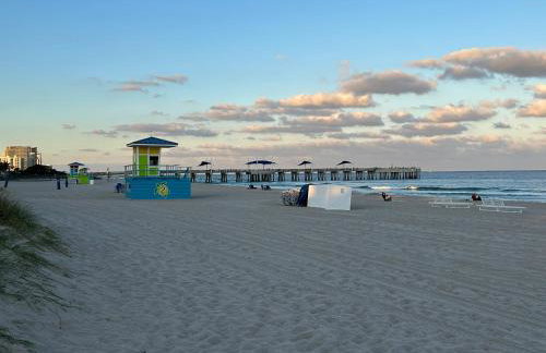 Bahama Beach Club Pompano - Fort Lauderdale - Charming and Cozy Studios & Apartments close to Beach with heated Pool - Photo 23