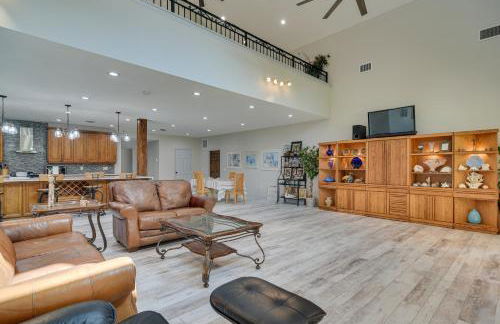 St Petersburg Getaway - 5 Mi to Tropicana Field! - Foto 3