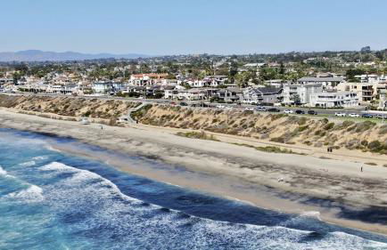 Expansive Ocean View, Private Balcony, Across from Beach - Photo 9