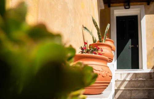 Mina's Art Loft with panoramic views - Foto 5