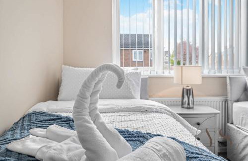 Group-Friendly 3BR Near Dudley + Parking - Foto 19