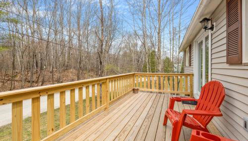 Cozy 3BR Retreat in Downtown Bethlehem - Hot Tub, Trails, Near Ski & Hike - Foto 4