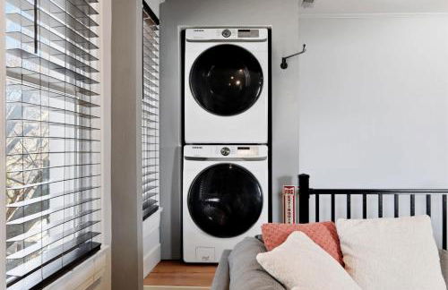 Elegant Historic Apartment with Craftsman Details - Foto 30