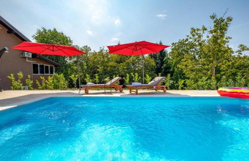 Awesome Home In Gornji Vinkovec - Foto 12